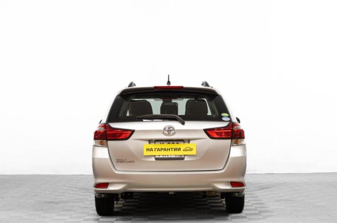 Toyota Corolla XI (E160 E170) Рестайлинг 2 с пробегом 2020 года, цена 1 539 000 рублей, 102000 км, универсал, Автокод Объявления