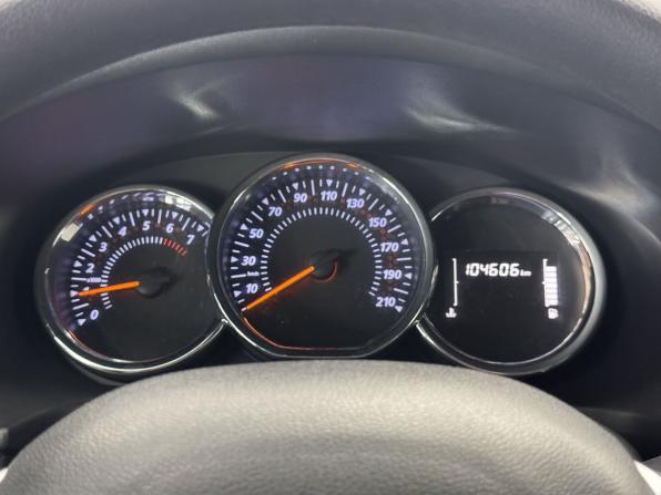 Renault Logan II Рестайлинг с пробегом 2021 года, цена 1 300 700 рублей, 104605 км, седан, Автокод Объявления