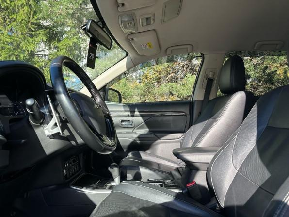 Mitsubishi Outlander III Рестайлинг 2 с пробегом 2018 года, цена 1 849 000 рублей, 174533 км, внедорожник, Автокод Объявления