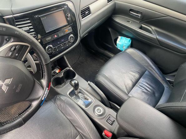 Mitsubishi Outlander III с пробегом 2012 года, цена 949 000 рублей, 293000 км, внедорожник, Автокод Объявления