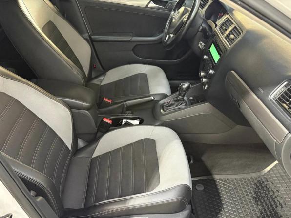 Volkswagen Jetta VI с пробегом 2012 года, цена 730 000 рублей, 167288 км, седан, Автокод Объявления
