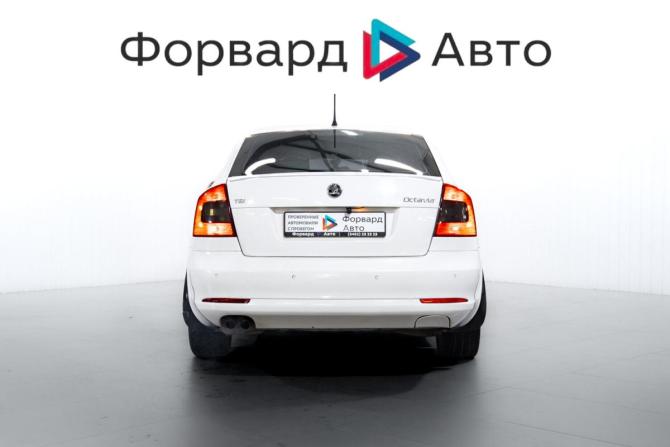 Skoda Octavia II (A5) Рестайлинг с пробегом 2011 года, цена 699 000 рублей, 294220 км, лифтбек, Автокод Объявления