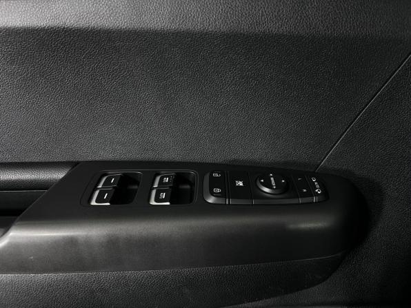 Kia Sportage IV Рестайлинг с пробегом 2022 года, цена 2 399 000 рублей, 99530 км, внедорожник, Автокод Объявления