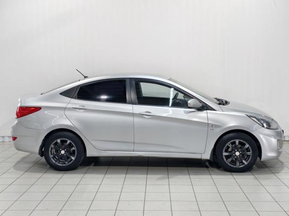 Hyundai Solaris I с пробегом 2011 года, цена 599 000 рублей, 233943 км, седан, Автокод Объявления