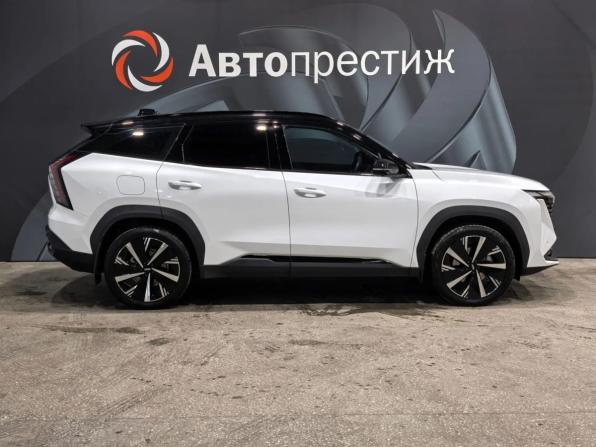 Geely Atlas II с пробегом 2024 года, цена 2 945 000 рублей, 31500 км, внедорожник, Автокод Объявления
