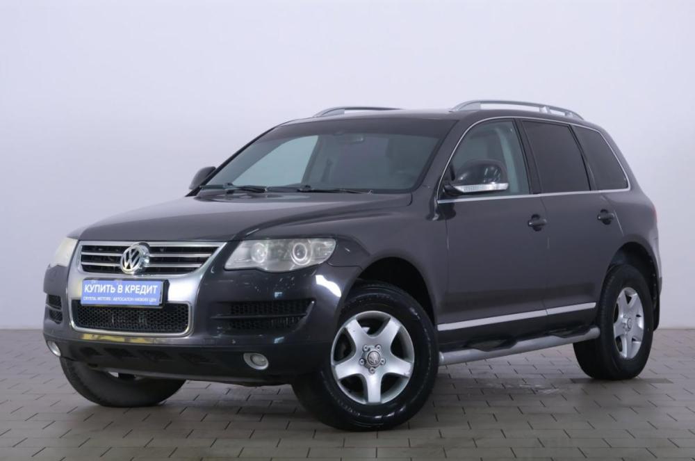 Volkswagen Touareg I Рестайлинг Омск  - изображение 4