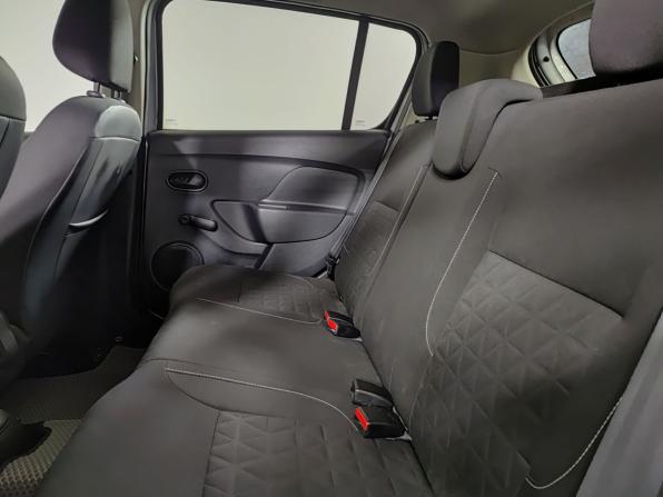 Renault Sandero II с пробегом 2015 года, цена 755 000 рублей, 218899 км, хэтчбек, Автокод Объявления