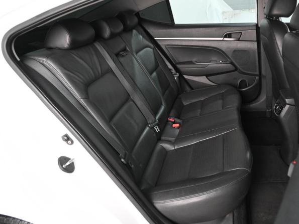Hyundai Elantra VI (AD) с пробегом 2016 года, цена 1 619 000 рублей, 139522 км, седан, Автокод Объявления