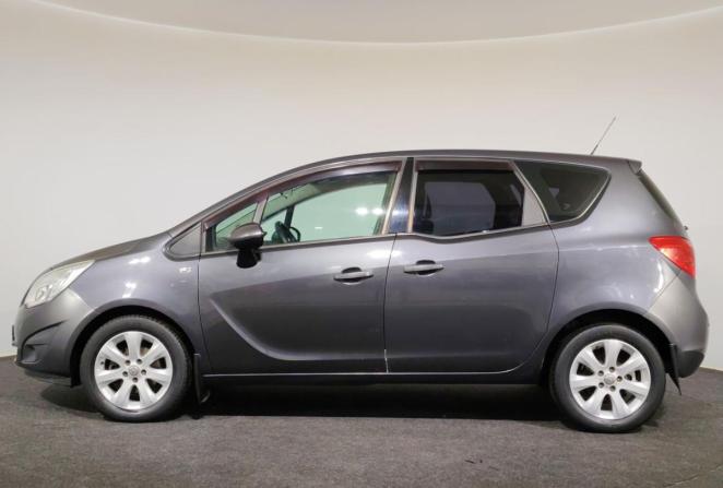 Opel Meriva B с пробегом 2012 года, цена 650 000 рублей, 179213 км, компактвэн, Автокод Объявления