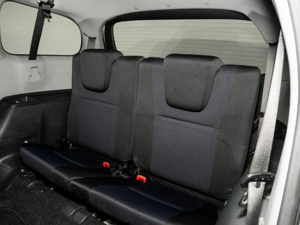 Toyota Wish II Рестайлинг с пробегом 2012 года, цена 1 149 500 рублей, 224846 км, минивэн, Автокод Объявления