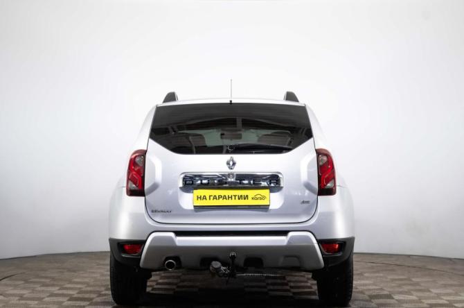 Renault Duster I Рестайлинг с пробегом 2016 года, цена 1 289 000 рублей, 126000 км, внедорожник, Автокод Объявления