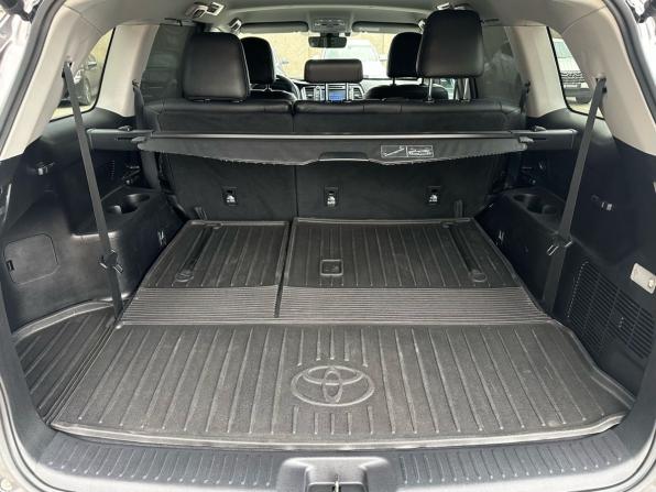 Toyota Highlander III (XU50) Рестайлинг с пробегом 2017 года, цена 4 090 000 рублей, 104160 км, внедорожник, Автокод Объявления