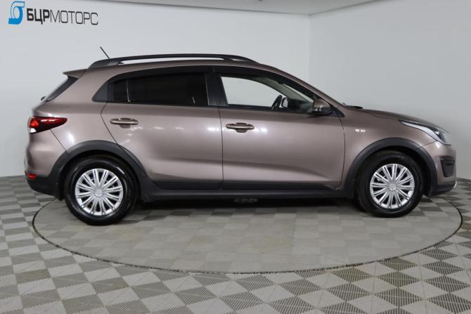 Kia Rio IV с пробегом 2018 года, цена 1 029 990 рублей, 159000 км, хэтчбек, Автокод Объявления