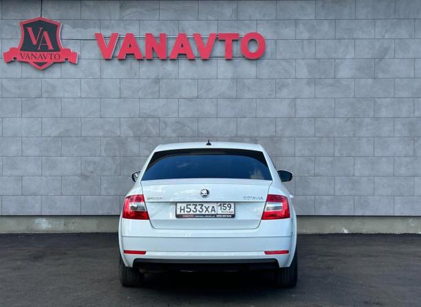Skoda Octavia III (A7) Рестайлинг с пробегом 2017 года, цена 1 700 000 рублей, 143137 км, лифтбек, Автокод Объявления