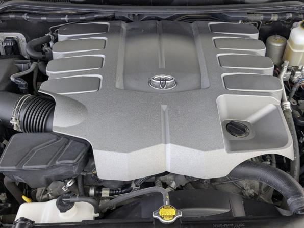 Toyota Land Cruiser 200 Series Рестайлинг 2 с пробегом 2016 года, цена 5 799 000 рублей, 107558 км, внедорожник, Автокод Объявления