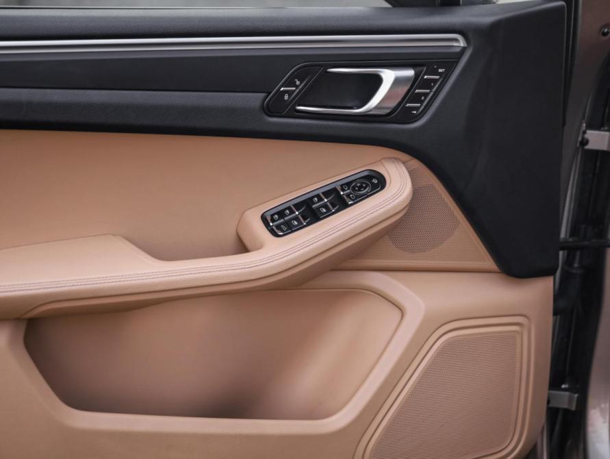 Porsche Macan I Санкт-Петербург  - изображение 23