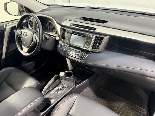 Toyota RAV4 IV (XA40) с пробегом 2013 года, цена 2 099 800 рублей, 110000 км, внедорожник, Автокод Объявления