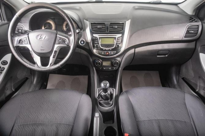 Hyundai Solaris I с пробегом 2011 года, цена 779 000 рублей, 206000 км, седан, Автокод Объявления