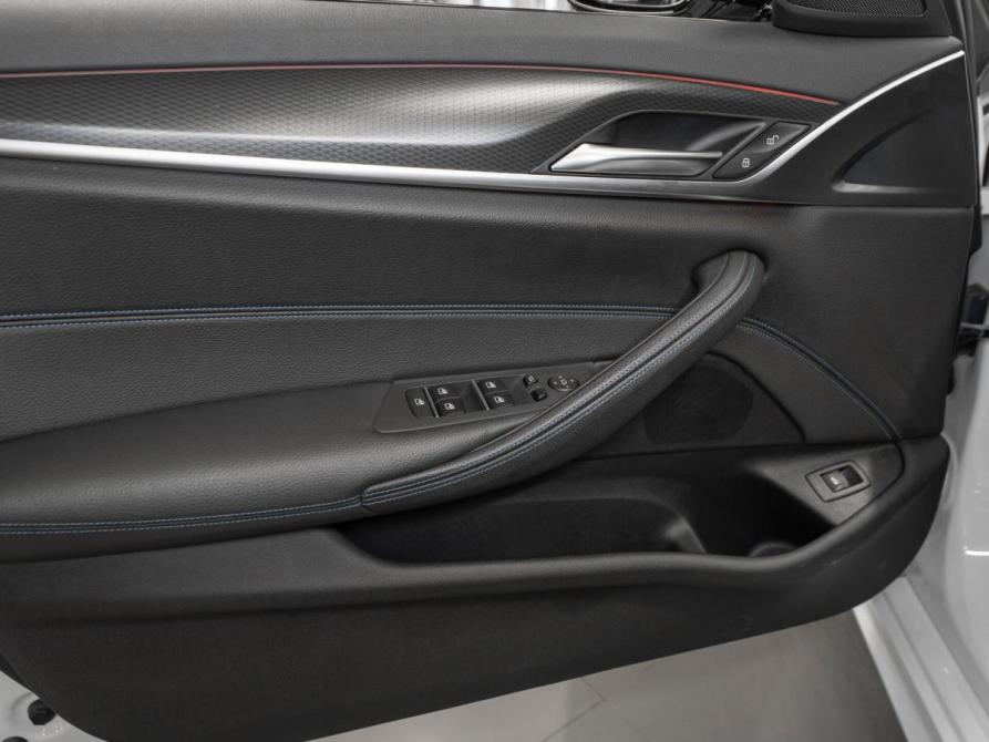 BMW 5 серии VII (G30/G31/G38) Рестайлинг Москва  - изображение 14