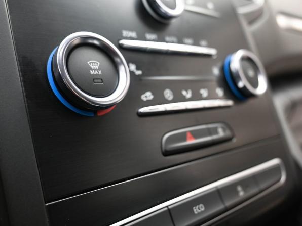 Renault Megane IV с пробегом 2019 года, цена 1 585 000 рублей, 164211 км, универсал, Автокод Объявления