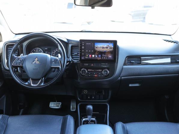 Mitsubishi Outlander III Рестайлинг 2 с пробегом 2017 года, цена 1 900 000 рублей, 186106 км, внедорожник, Автокод Объявления