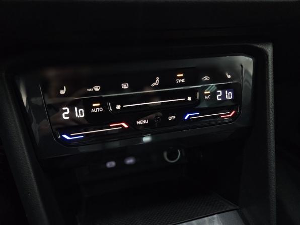 Volkswagen Tiguan II Рестайлинг с пробегом 2021 года, цена 3 540 000 рублей, 91800 км, внедорожник, Автокод Объявления