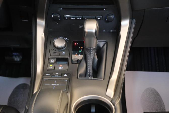 Lexus NX I с пробегом 2015 года, цена 3 449 000 рублей, 71000 км, внедорожник, Автокод Объявления