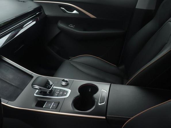 Omoda C5 I с пробегом 2023 года, цена 1 744 000 рублей, 63000 км, внедорожник, Автокод Объявления