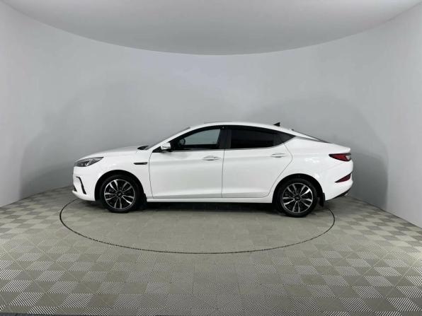 JAC J7 I с пробегом 2023 года, цена 1 207 000 рублей, 51835 км, хэтчбек, Автокод Объявления