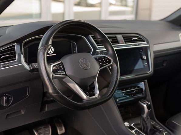 Volkswagen Tiguan II Рестайлинг с пробегом 2020 года, цена 3 850 000 рублей, 92712 км, внедорожник, Автокод Объявления