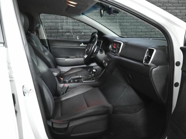 Kia Sportage IV Рестайлинг с пробегом 2020 года, цена 2 240 000 рублей, 109705 км, внедорожник, Автокод Объявления