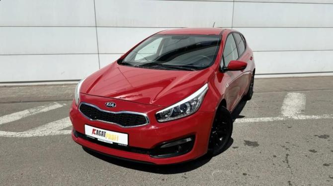 Kia Ceed II Рестайлинг с пробегом 2015 года, цена 1 050 000 рублей, 194000 км, хэтчбек, Автокод Объявления