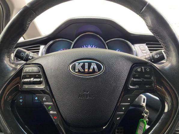 Kia Ceed II с пробегом 2013 года, цена 897 000 рублей, 229841 км, универсал, Автокод Объявления