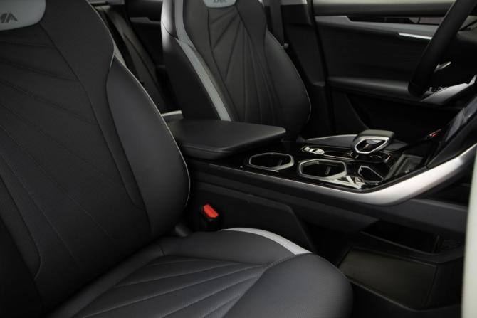 Geely Atlas II с пробегом 2024 года, цена 2 750 000 рублей, 26963 км, внедорожник, Автокод Объявления