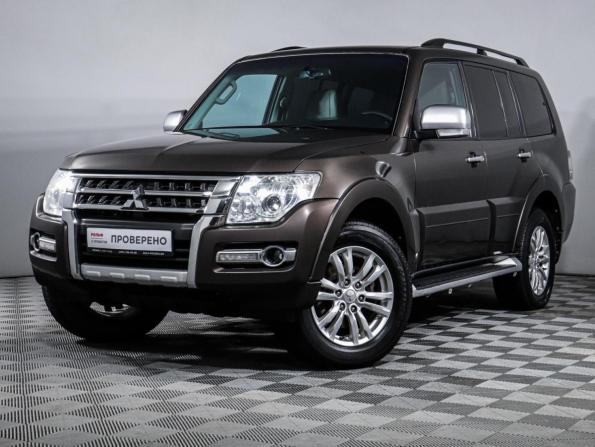 Mitsubishi Pajero IV Рестайлинг 2 с пробегом 2017 года, цена 2 599 000 рублей, 136657 км, внедорожник, Автокод Объявления