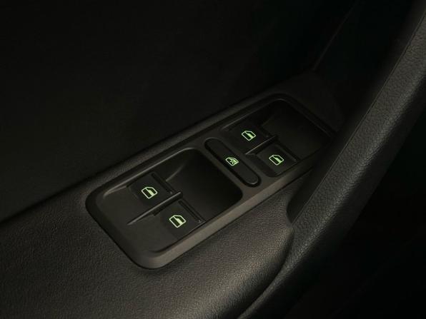 Skoda Yeti I Рестайлинг с пробегом 2017 года, цена 1 549 900 рублей, 80503 км, внедорожник, Автокод Объявления