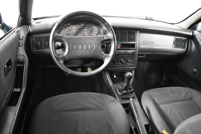 Audi 80 V (B4) с пробегом 1991 года, цена 329 900 рублей, 311049 км, седан, Автокод Объявления