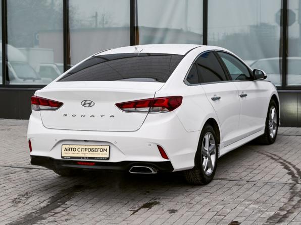 Hyundai Sonata VII (LF) Рестайлинг с пробегом 2017 года, цена 1 685 000 рублей, 100089 км, седан, Автокод Объявления