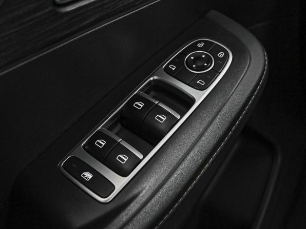 Omoda C5 I Рестайлинг с пробегом 2024 года, цена 1 665 000 рублей, 36352 км, внедорожник, Автокод Объявления