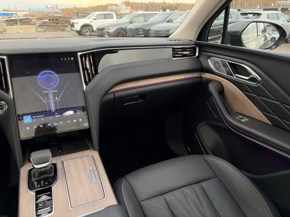 Hongqi HS7 II с пробегом 2025 года, цена 4 255 000 рублей, 3072 км, внедорожник, Автокод Объявления