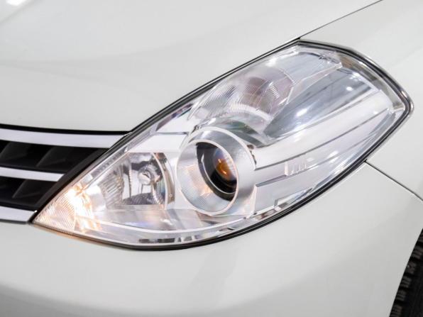 Nissan Tiida I Рестайлинг с пробегом 2011 года, цена 899 500 рублей, 72761 км, хэтчбек, Автокод Объявления