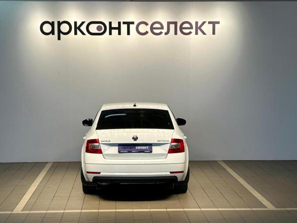 Skoda Octavia III (A7) Рестайлинг с пробегом 2017 года, цена 1 657 000 рублей, 169778 км, лифтбек, Автокод Объявления