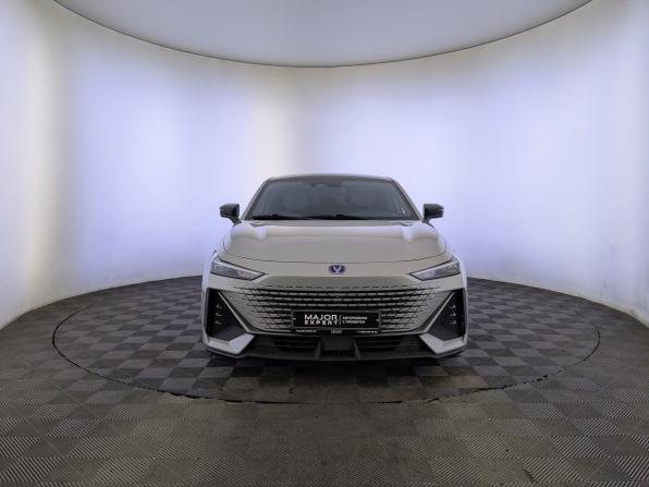 Changan UNI-V I с пробегом 2023 года, цена 2 020 000 рублей, 86774 км, лифтбек, Автокод Объявления