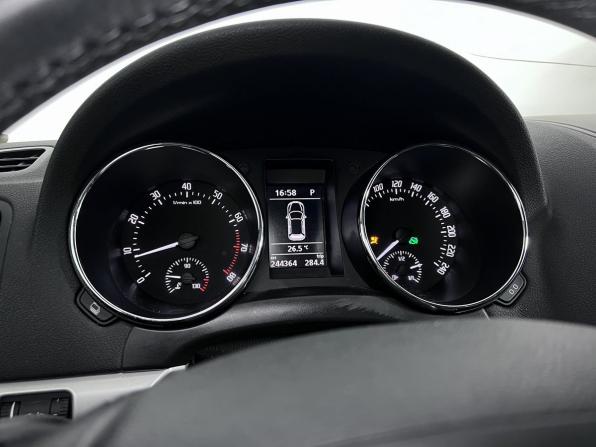 Skoda Yeti I с пробегом 2013 года, цена 900 000 рублей, 244000 км, внедорожник, Автокод Объявления