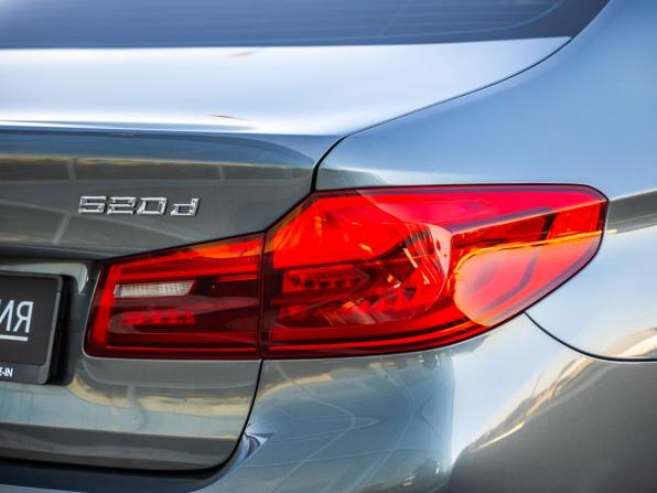 BMW 5 серии VII (G30/G31/G38) с пробегом 2018 года, цена 2 498 000 рублей, 209349 км, седан, Автокод Объявления