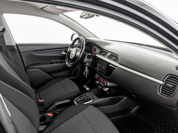 Kia Rio IV с пробегом 2018 года, цена 1 250 000 рублей, 182068 км, хэтчбек, Автокод Объявления