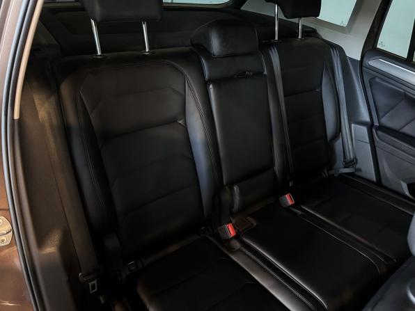 Volkswagen Tiguan II с пробегом 2018 года, цена 2 330 000 рублей, 151150 км, внедорожник, Автокод Объявления