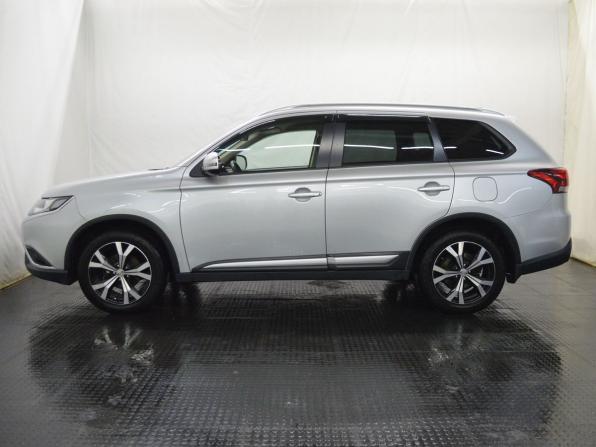 Mitsubishi Outlander III Рестайлинг 3 с пробегом 2019 года, цена 2 099 000 рублей, 70239 км, внедорожник, Автокод Объявления