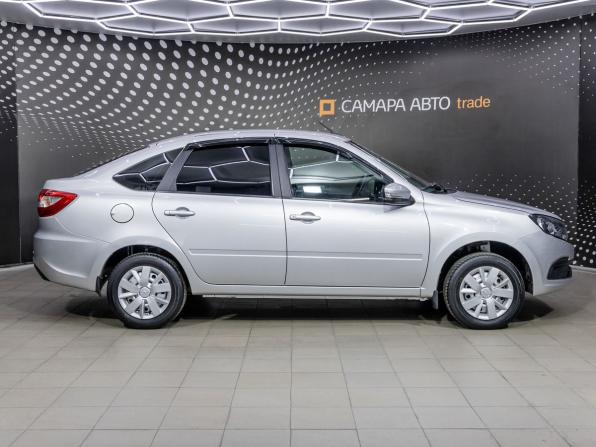 Lada (ВАЗ) Granta I Рестайлинг с пробегом 2022 года, цена 750 000 рублей, 36518 км, лифтбек, Автокод Объявления