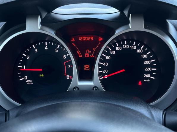 Nissan Juke I с пробегом 2012 года, цена 950 000 рублей, 120029 км, внедорожник, Автокод Объявления